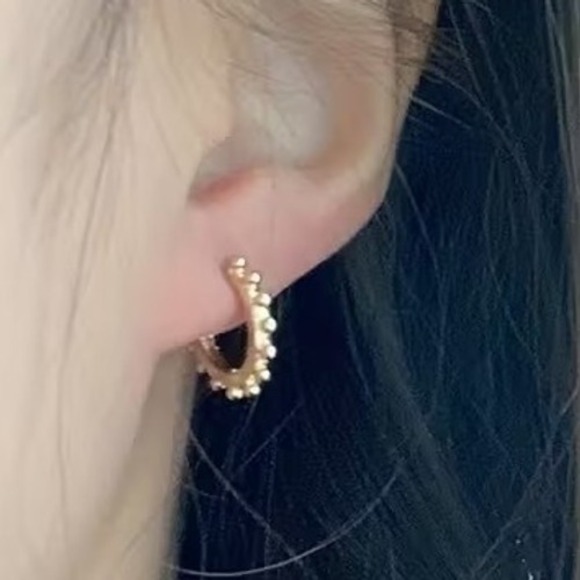 14K Gold Plated‎ Studded Hoop Earrings Womens Jewelry Minimalist Trendy Cute - Picture 2 of 3